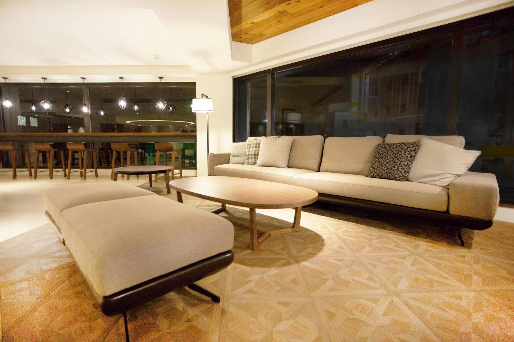 Inn By The Village Taitung Екстер'єр фото