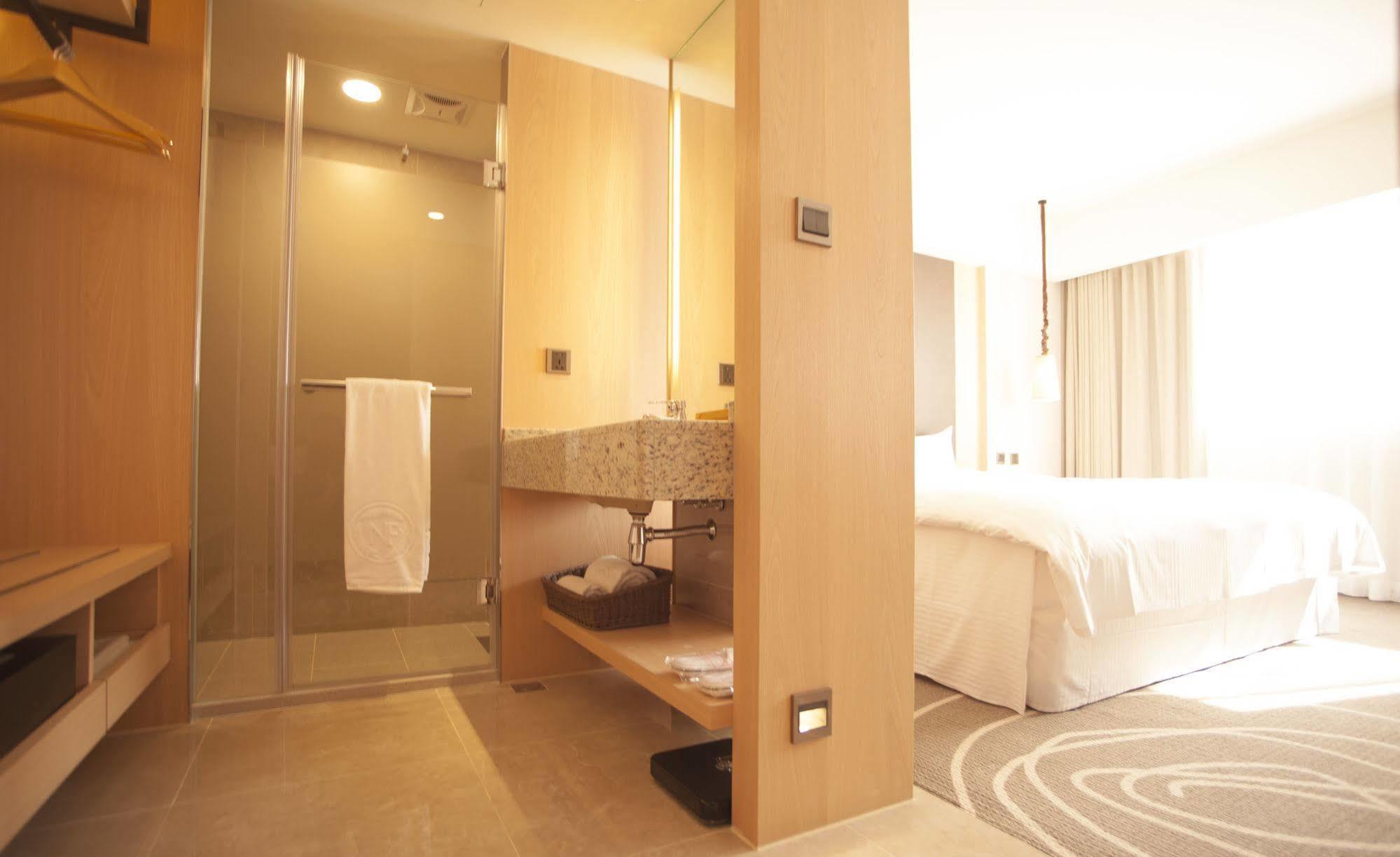 Inn By The Village Taitung Екстер'єр фото