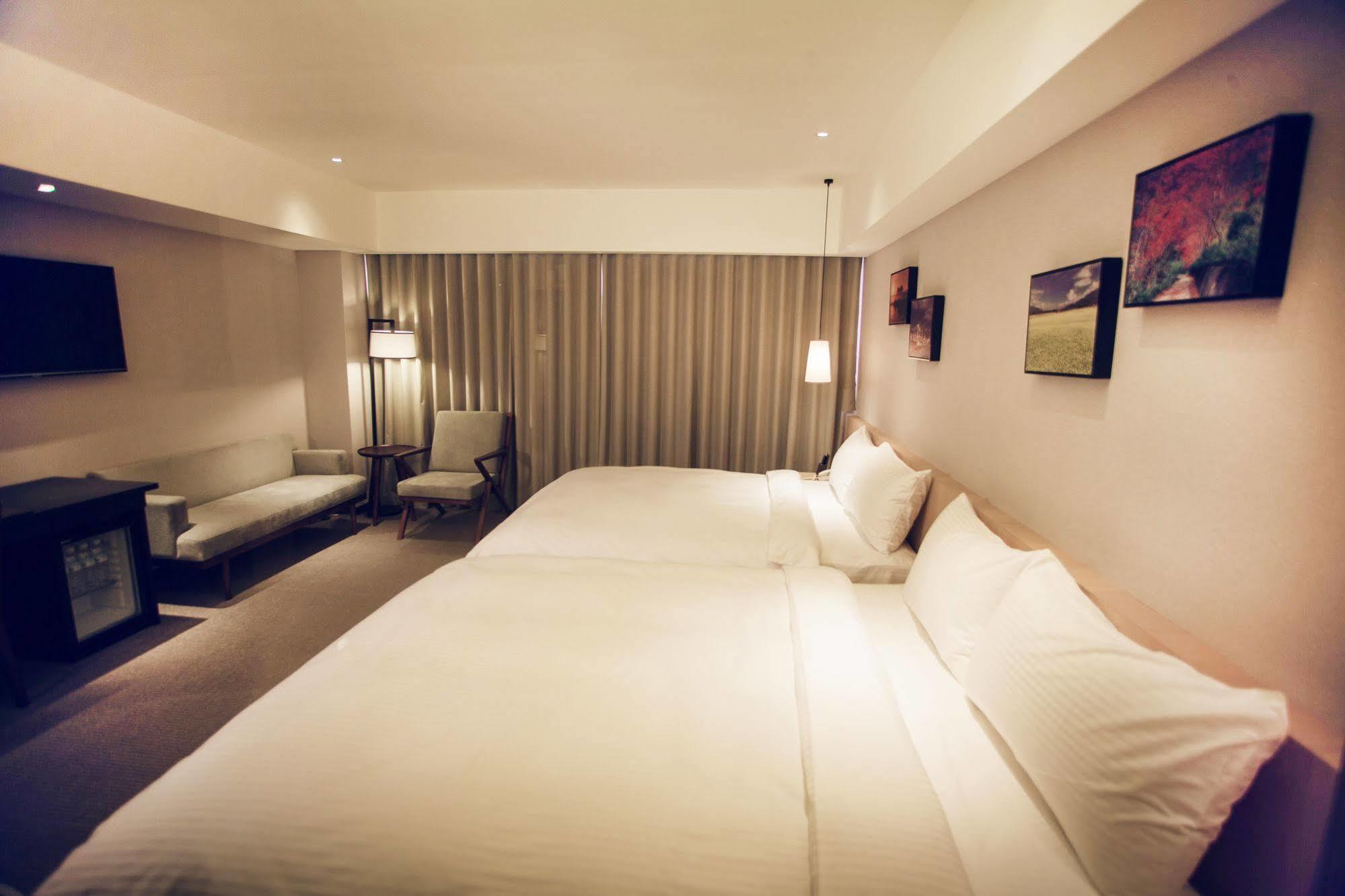 Inn By The Village Taitung Екстер'єр фото